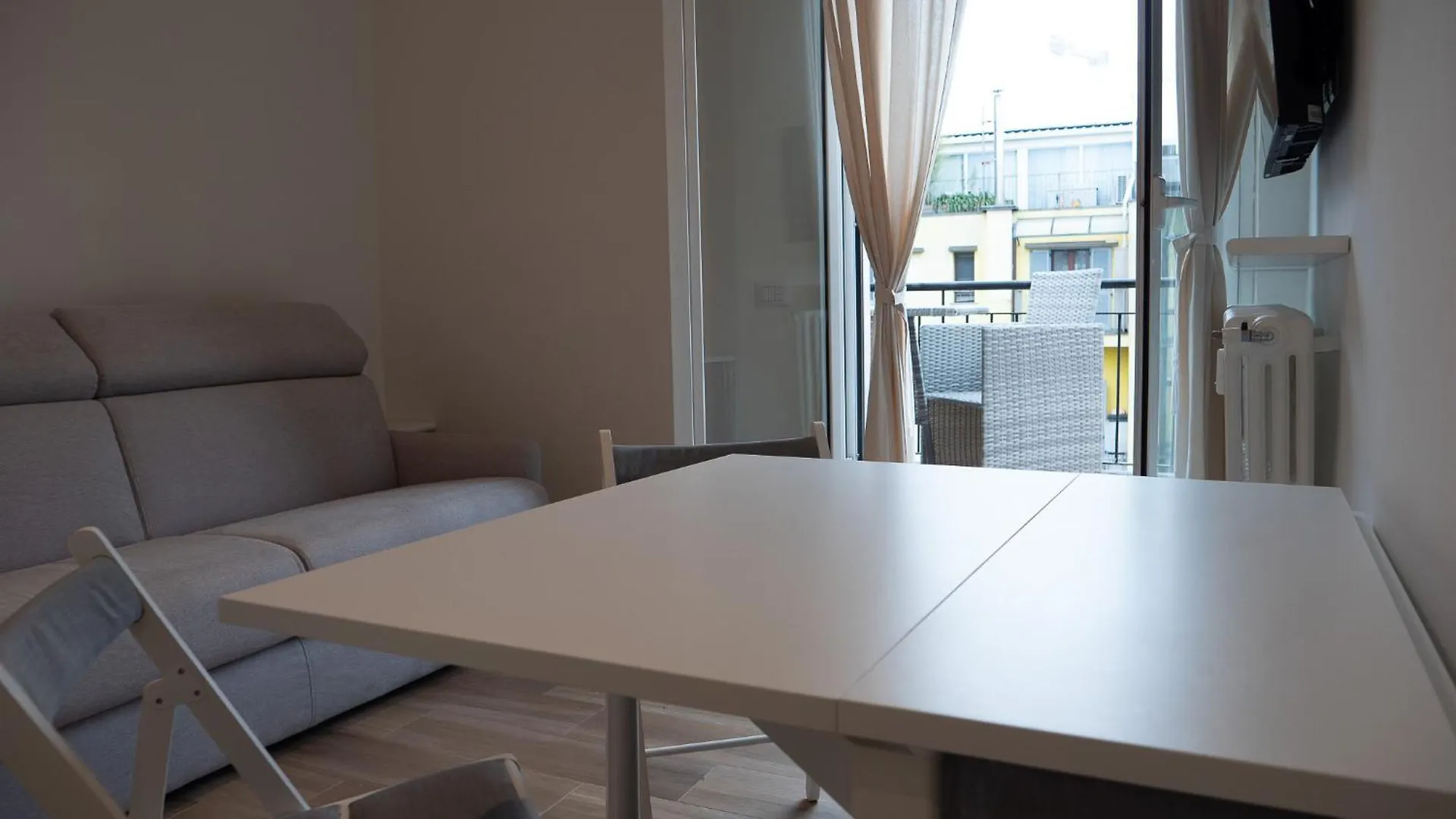Prestige Boutique Homes-Design Disctict Milan Italy
