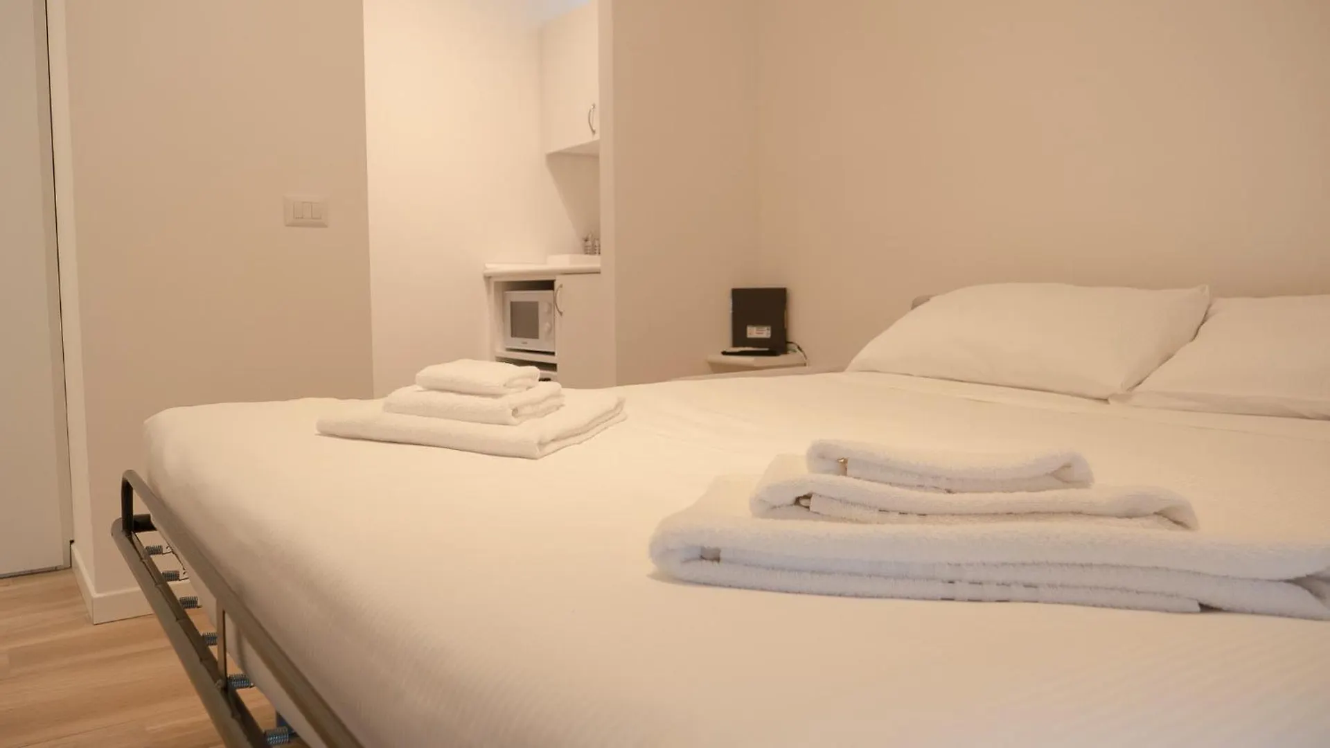 Prestige Boutique Homes-Design Disctict Milan Apartment